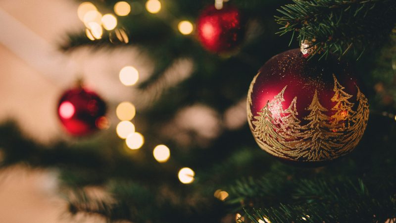 shallow focus photography of red bauble on christmas tree — Samsung Frame TV art