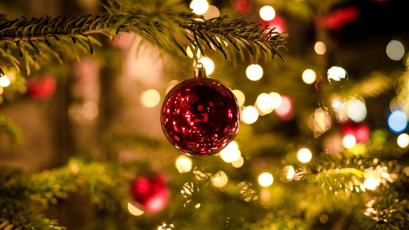 red baubles on green pine tree — Samsung Frame TV art
