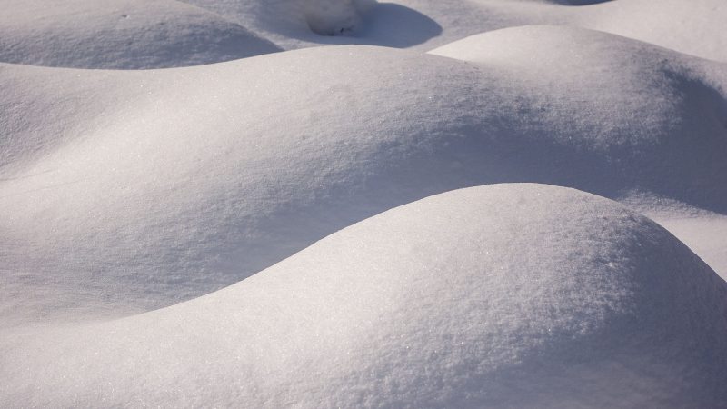 Pristine snowdrift texture in sunlight — Samsung Frame TV art