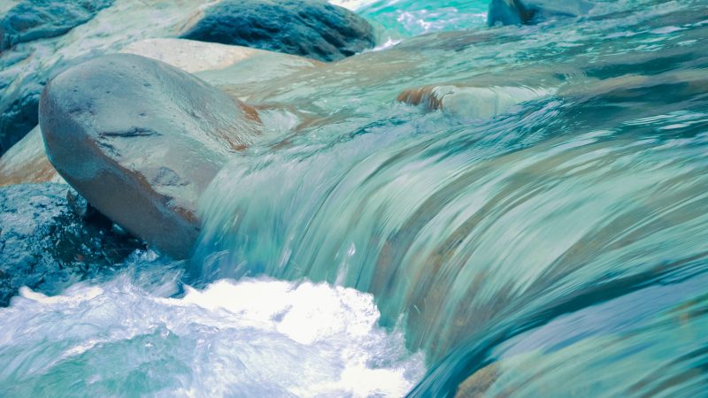 clear blue running water at daytime — Samsung Frame TV art